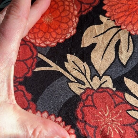 Sejour Floral Blouse with High-Low Hem Sz 22W - Picture 8 of 8